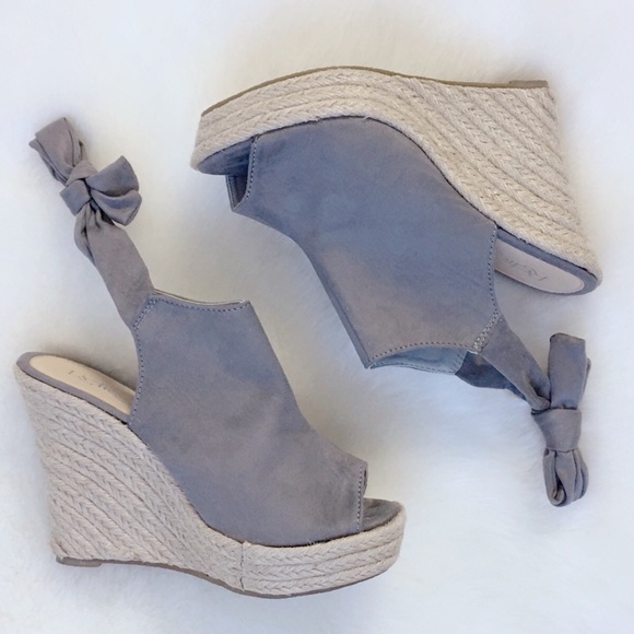 HP! Gray Vegan Suede Wedge Sandal Espadrilles - Picture 4 of 5